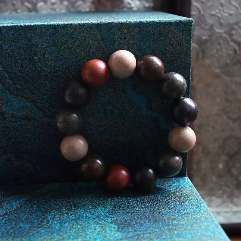 Traditional Chinese Medicine Hand string Fragrant Handmade Beads