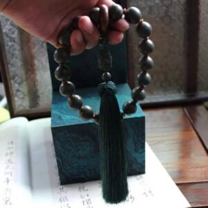 Soothing and promoting sleep with fragrant beads, hand-held bracelet