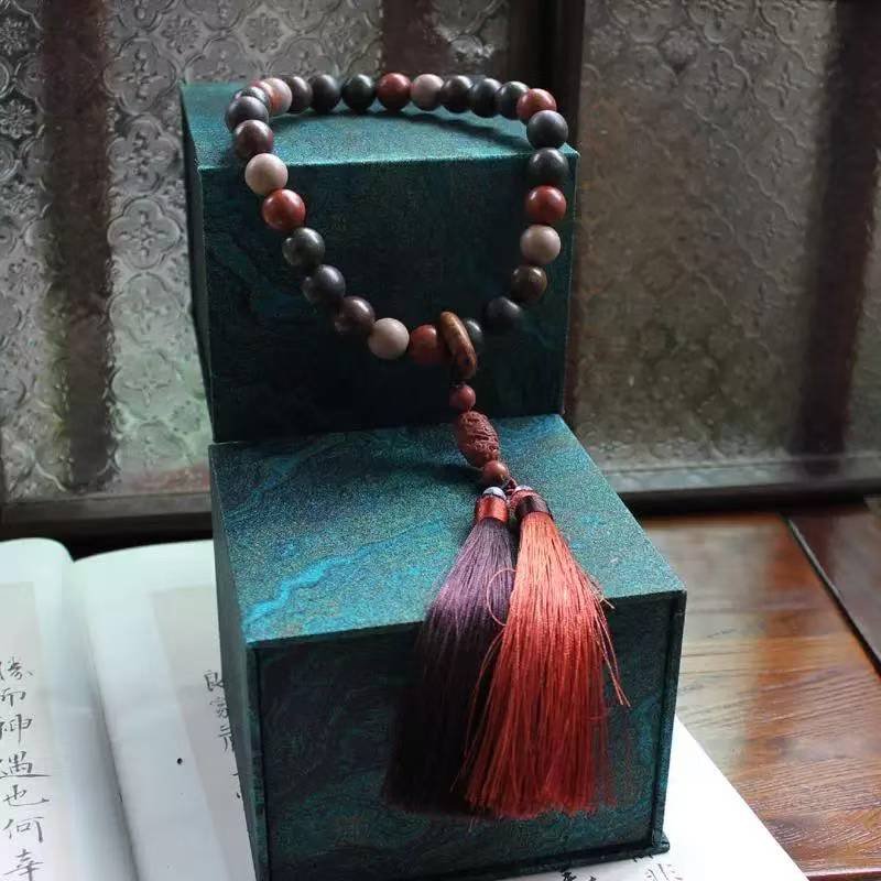 Traditional Chinese Medicine: Five Formula Xiangzhu Craftsmanship
